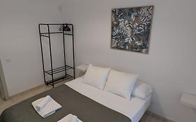 Apartamento Al Lado Del Museo Dali